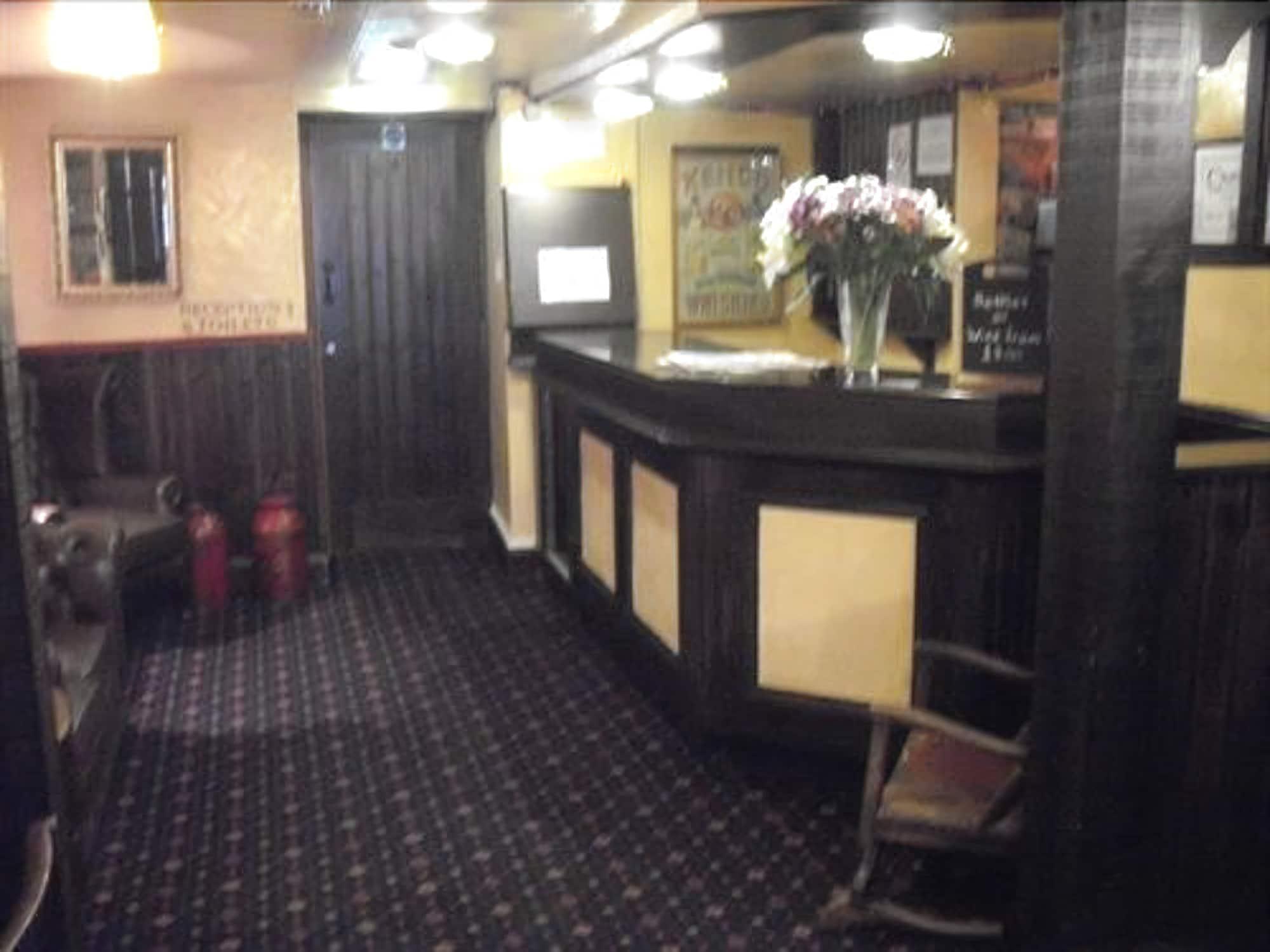 The Bridge Inn Tillicoultry Exterior foto